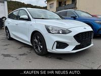 Gebraucht Ford Focus ST-Line 120 PS (88 kW) 2021 Weiß Kombi
