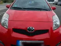 Gebraucht Toyota Yaris 2012 Rot Kleinwagen