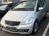 Gebraucht Mercedes A160 95 PS (69 kW) 2009 Silber Kleinwagen