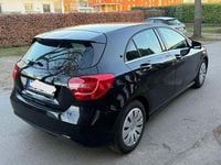 Gebraucht Mercedes A180 122 PS (89 kW) 2014 Schwarz Limousine