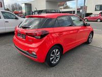 gebraucht Hyundai i20 YES! Rückfahrkamera/ Sitzhzg/ Lenkradheizung