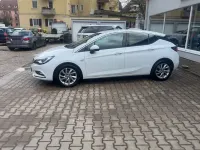 Gebraucht Opel Astra Innovation 136 PS (100 kW) 2019 Weiß Limousine