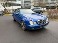 Gebraucht Mercedes CLK320 Elegance 218 PS (160 kW) 1999 Blau Cabrio