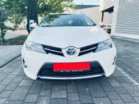Gebraucht Toyota Auris Hybrid Edition 99 PS (72 kW) 2015 Super white 2 Kombi