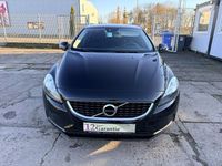 Gebraucht Volvo V40 Kinetic 120 PS (88 kW) 2017 Schwarz Limousine