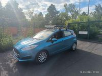 Używany Ford Fiesta Trend 60 KM (44 kW) 2016 Niebieski Hatchback