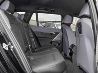 Neu BMW 550e Performance 489 PS (359 kW) 2026 Black sapphire Kombi