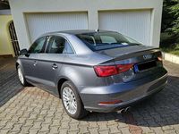 Gebraucht Audi A3 Ambiente 150 PS (110 kW) 2016 Grau Limousine