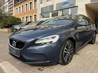 Gebraucht Volvo V40 120 PS (88 kW) 2019 Blau Limousine