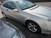 Gebraucht Mercedes 180 146 PS (107 kW) 2004 Silber Limousine