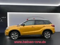 Gebraucht Suzuki Vitara Comfort 129 PS (94 kW) 2021 Solar/cosmic black pearl met SUV
