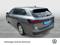 Gebraucht VW Passat Business 150 PS (110 kW) 2025 Grau Kombi