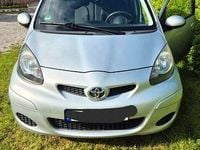 Gebraucht Toyota Aygo 68 PS (50 kW) 2009 Silber Kleinwagen