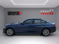 Gebraucht BMW 330e Advantage 184 PS (135 kW) 2020 Phytonicblau metallic Limousine