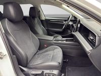 Gebraucht VW Passat Business 204 PS (150 kW) 2025 Weiß Kombi