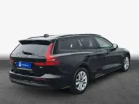 Gebraucht Volvo V60 145 PS (106 kW) 2025 Kombi