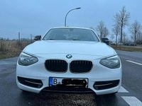 Gebraucht BMW 118 Sport Line 143 PS (105 kW) 2014 Weiß Kleinwagen