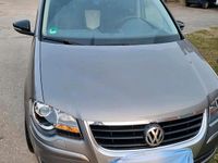 Gebraucht VW Touran 140 PS (102 kW) 2010 Grau Van / Kleinbus