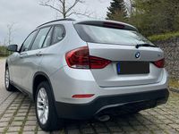 Gebraucht BMW X1 Sport Line 143 PS (105 kW) 2015 Silber SUV