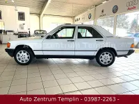 Gebraucht Mercedes 190 122 PS (89 kW) 1985 Weiß Limousine