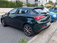 Gebraucht Alfa Romeo Giulietta Lusso 170 PS (125 kW) 2020 Grün Kleinwagen