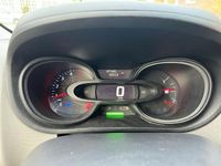 Gebraucht Renault Trafic 121 PS (88 kW) 2019 Weiß Van / Kleinbus