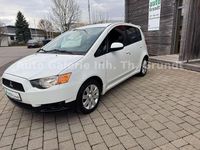 Gebraucht Mitsubishi Colt Motion 95 PS (69 kW) 2013 New white Kleinwagen