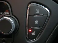 Gebraucht Opel Corsa Edition 69 PS (50 kW) 2015 Schwarz Kleinwagen