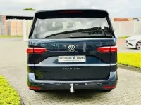 Gebraucht VW Multivan 150 PS (110 kW) 2024 Starlight blue metallic Van / Kleinbus