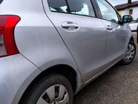 Gebraucht Toyota Yaris Sol 87 PS (63 kW) 2007 Silver mica metallic Kleinwagen