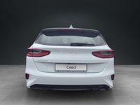 Neu Kia Ceed Vision 140 PS (102 kW) 2025 Carraraweiss Kleinwagen