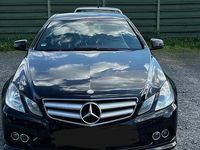Gebraucht Mercedes E200 Avantgarde 184 PS (135 kW) 2010 Schwarz Coupé