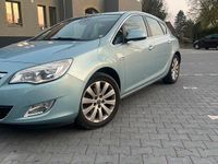 Gebraucht Opel Astra 160 PS (117 kW) 2010 Blau Limousine