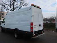 Gebraucht Iveco Daily 170 PS (125 kW) 2011 Weiß Limousine