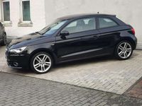 Gebraucht Audi A1 S-Line 86 PS (63 kW) 2011 Phantomschwarz perleffekt Kleinwagen