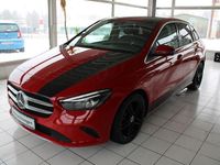 Gebraucht Mercedes B220 190 PS (139 kW) 2019 Rot Van / Kleinbus