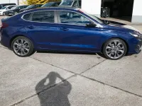 Gebraucht Hyundai i30 Premium 140 PS (102 kW) 2020 Blau Limousine