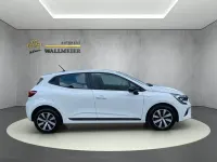 Gebraucht Renault Clio V Equilibre 91 PS (66 kW) 2023 Weiß Limousine