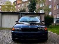Usado BMW 320 136 HP (100 kW) 2000 Azul Sedan