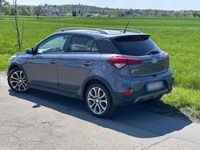 Gebraucht Hyundai i20 120 PS (88 kW) 2018 Grau Kleinwagen