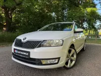 Używany Skoda Rapid Ambition 86 KM (63 kW) 2013 Biały Hatchback