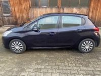 Gebraucht Peugeot 208 68 PS (50 kW) 2016 Kleinwagen