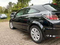 Gebraucht Opel Astra GTC 140 PS (102 kW) 2008 Schwarz Coupé