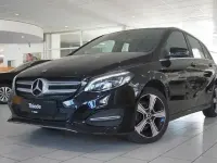 Gebraucht Mercedes B200 Urban 156 PS (114 kW) 2017 Nachtschwarz Kleinwagen