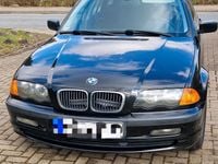 Gebraucht BMW 318 118 PS (86 kW) 2001 Schwarz Kombi