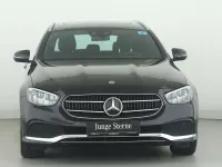 Gebraucht Mercedes E220 Avantgarde 200 PS (147 kW) 2023 Schwarz Limousine