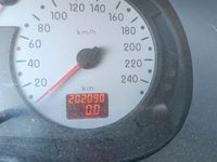 Gebraucht Renault Clio II 75 PS (55 kW) 2000 Grau Limousine