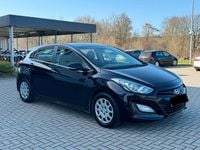 Gebraucht Hyundai i30 110 PS (80 kW) 2014 Schwarz Limousine