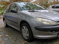 Gebraucht Peugeot 206 60 PS (44 kW) 2002 Grau Kleinwagen