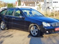 Gebraucht Mercedes C200 Classic 122 PS (89 kW) 2005 Schwarz Kombi
